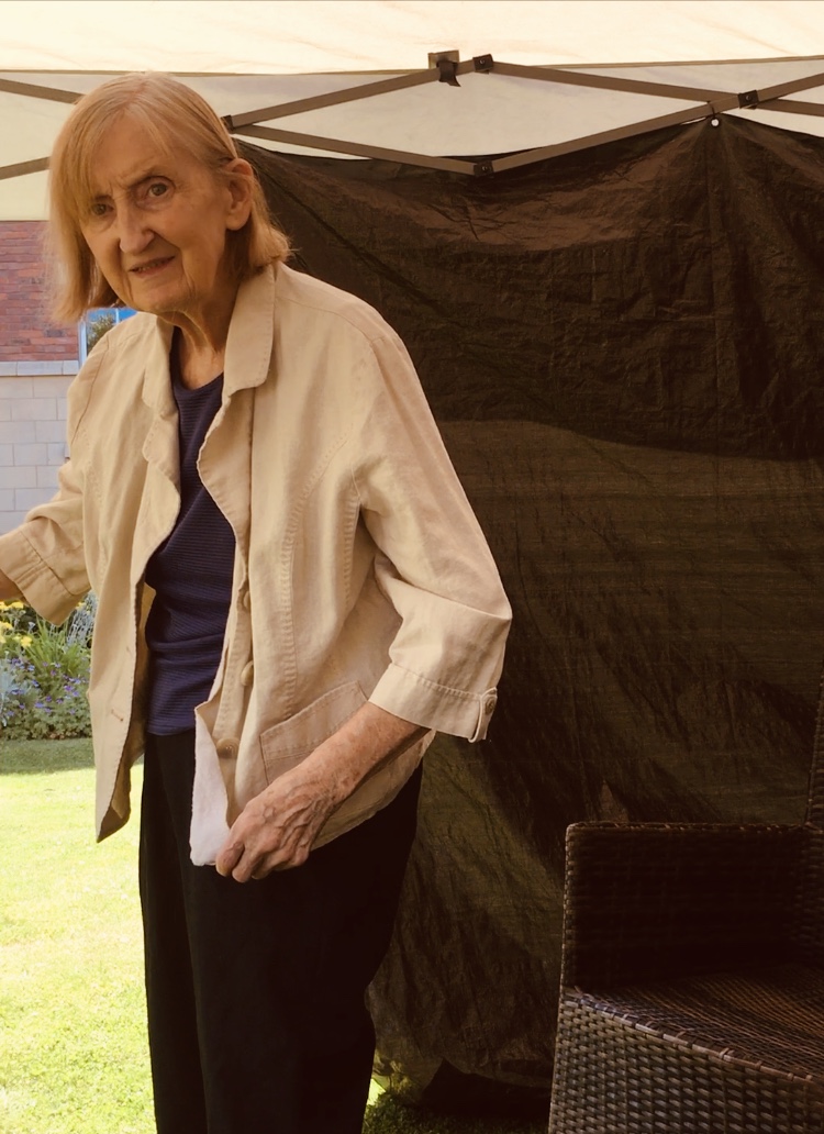 C96DB426-26DD-4944-A58F-E13AE83820EF